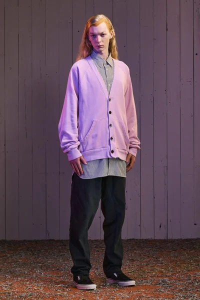 Look 3